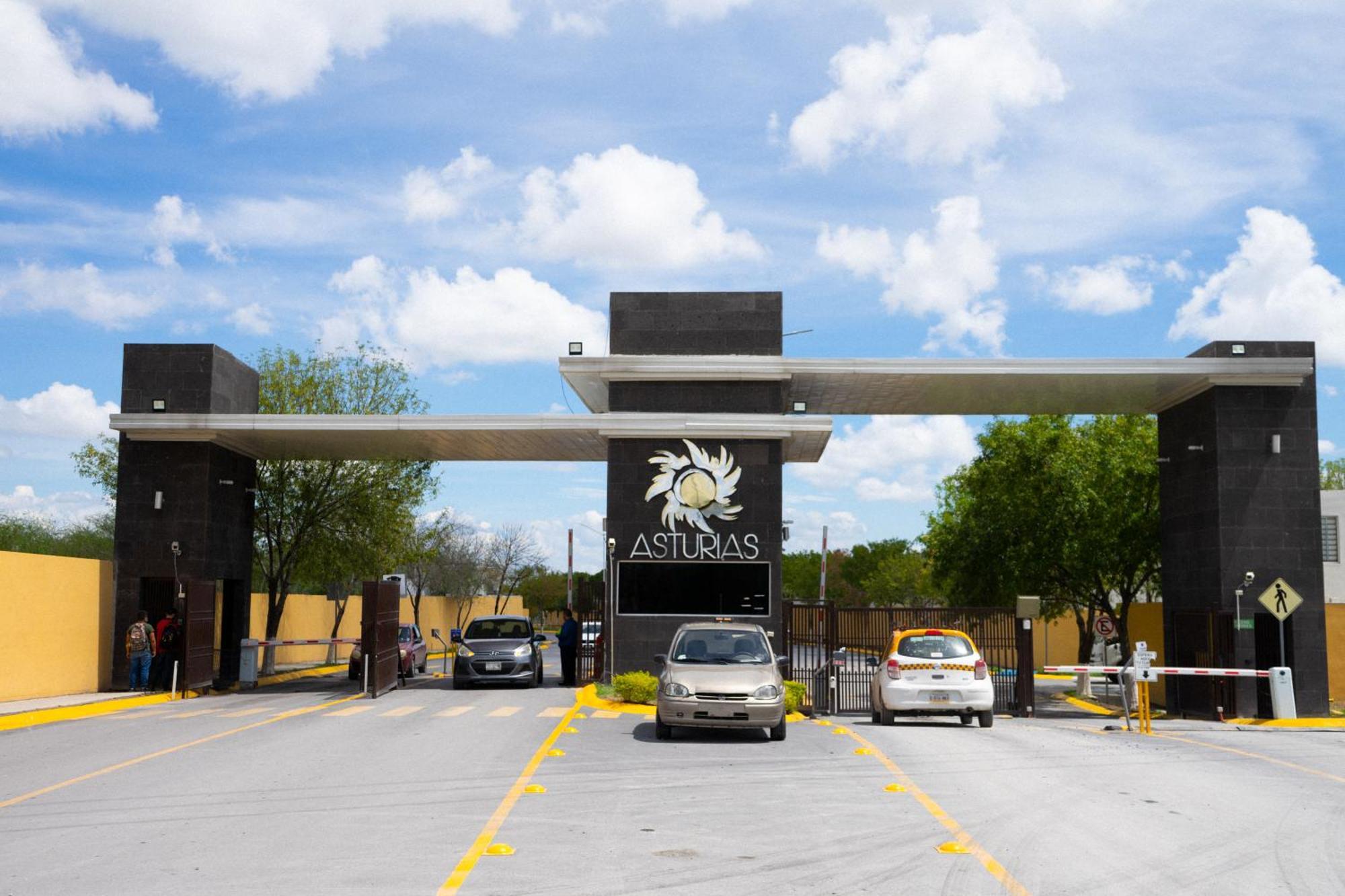 Suites Apodaca エクステリア 写真