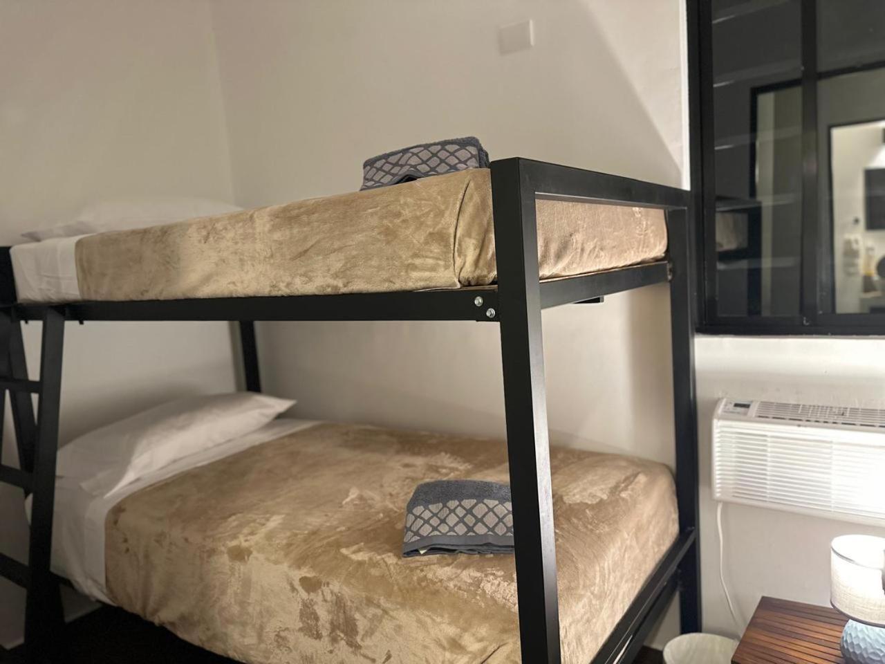 Suites Apodaca エクステリア 写真